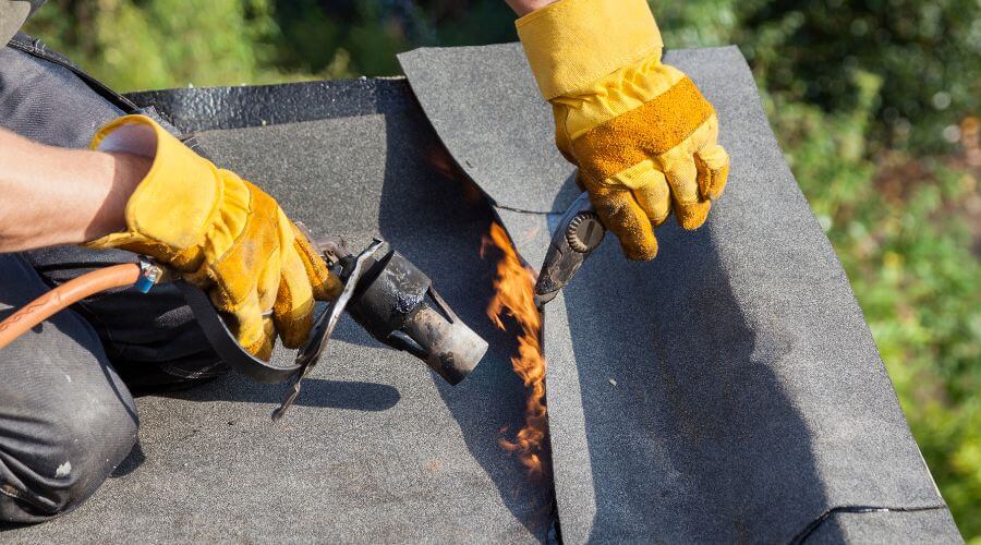 Professional gutter cleaning in Albany, KY